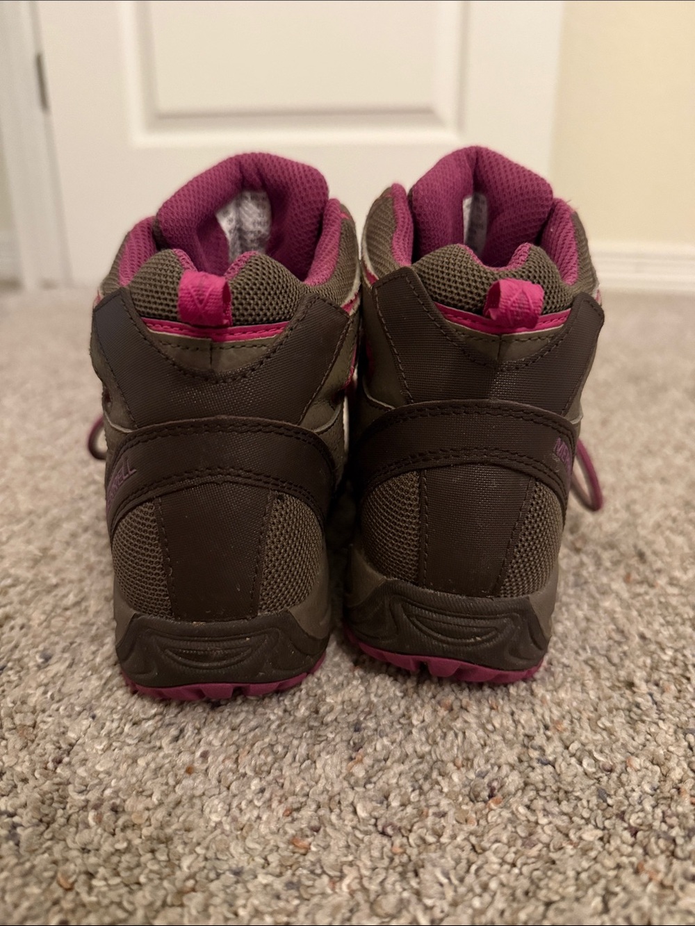 Merrell Girls Hilltop Ventilator Mid hiking boots brown/pink size 2 - Picture 4 of 6
